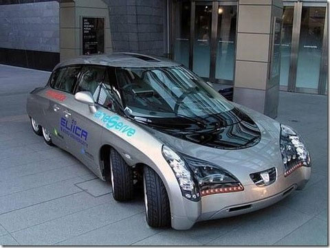 8 tekerlekli otomobil şaşırtıyor - Resim: 2