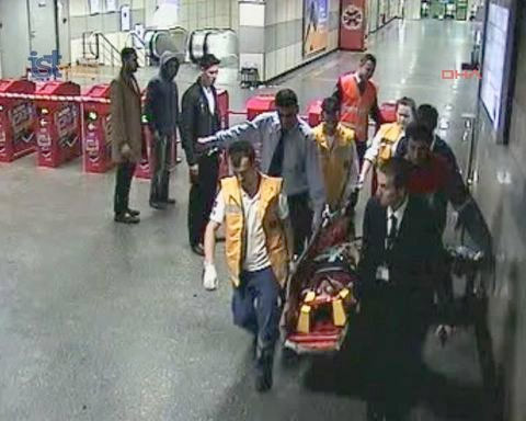 Metroda dehşet anları - Resim: 4