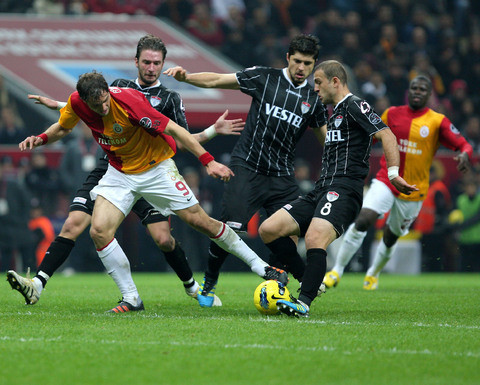 Sezona 'Aslan' gibi veda - Resim: 1