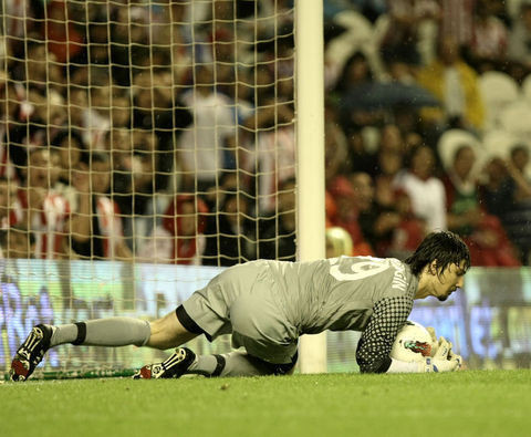 Ünlü kaleciden İspanyıollara ekmek dersi - Resim: 2