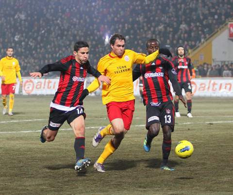 Cimbom'un 'Ateş'i Antep'i yaktı - Resim: 2