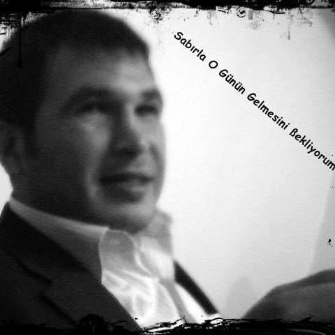 Adana'da kanlı pusu! Otomobilinden iner inmez kurşunların hedefi oldu - Resim: 1