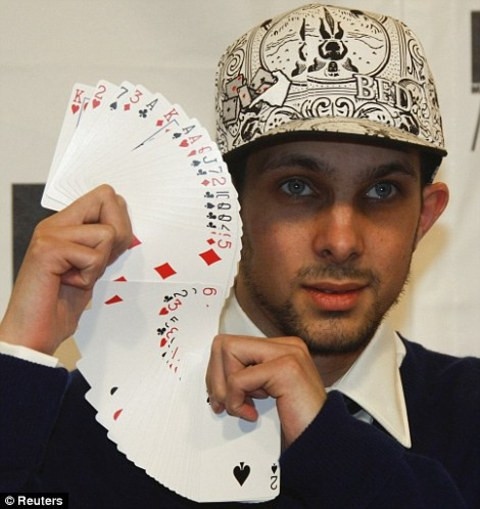 Nehri yürüyerek geçti - Resim: 4