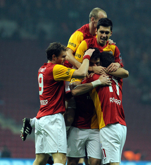 Arena'da güç gösterisi - Resim: 2