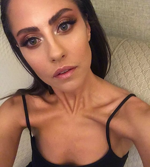 Derya Uluğ anoreksiya mı kemikleri sayılıyor son hali sevenlerini korkuttu - Resim: 2