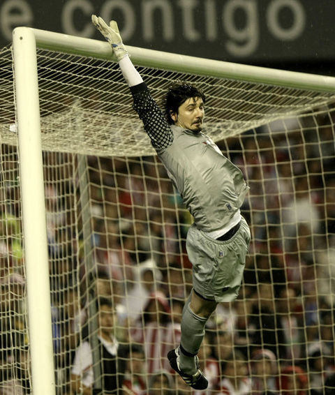 Ünlü kaleciden İspanyıollara ekmek dersi - Resim: 4