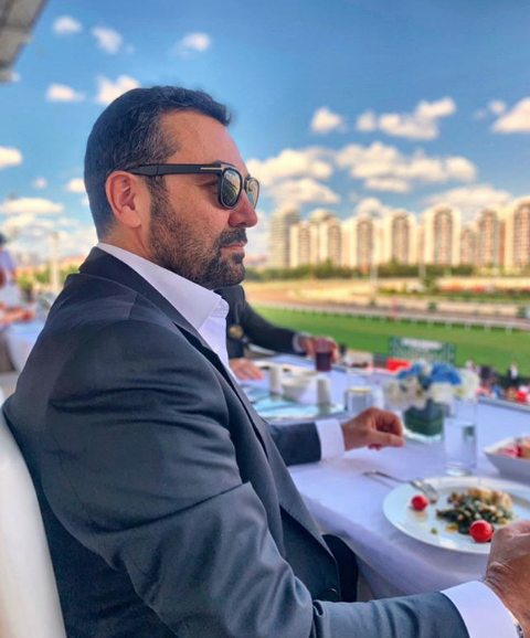 Suud prensesi evlilik teklifi etmiş! Saruhan Hünel Kanal D ekranlarında açıkladı - Resim: 3