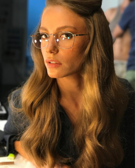 Serenay Sarıkaya eski haline bakın değişimi şoke edecek - Resim: 1