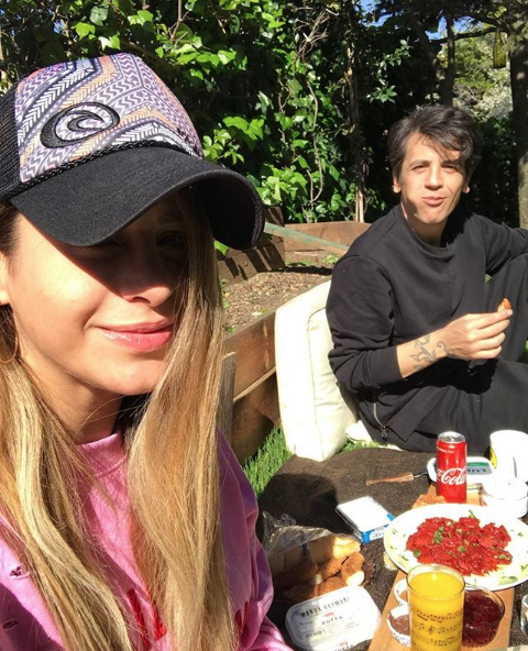 ÇGHB'nin eski yıldızı Büşra Pekin'le evleneceği Ersay Üner 'den şoke eden karar - Resim: 1