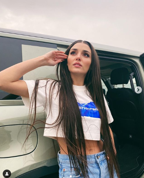 Hande Erçel'den doğal paylaşım - Resim: 1