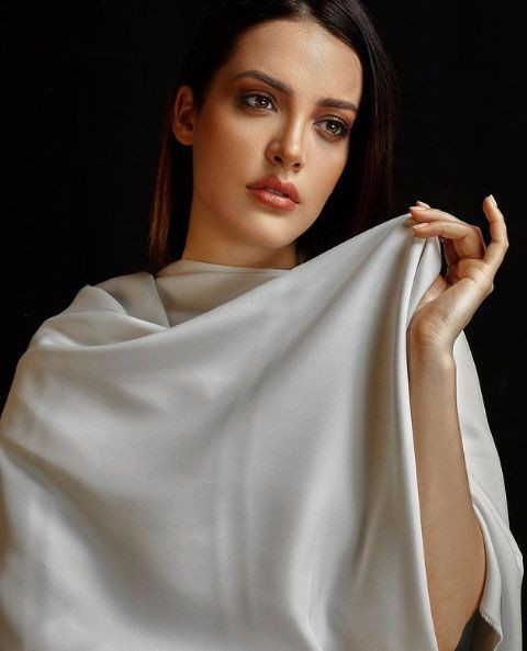 İrem Sak 11 yaş küçük NBA'in yıldızı sevgilisiyle baş başa tatilde! - Resim: 1