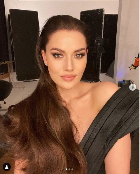 Fahriye Evcen'in yeni pozları olay! Burak Özçivit'in kalbine inecek - Resim: 3
