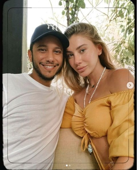 Şeyma Subaşı lüks içindeki yaşantısını böyle paylaştı! Çantası yüzüğünden pahalı - Resim: 1