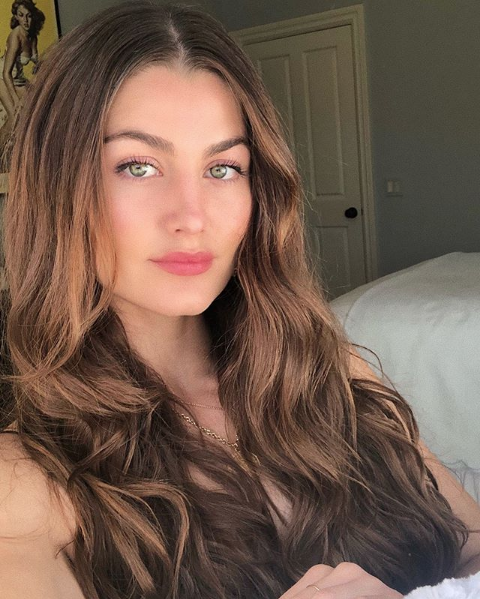 Rachel Matthews Koronavirüs'e yakalandı hastalığı gün gün anlattı - Resim: 4