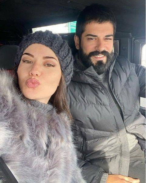 Fahriye Evcen'in yeni pozları olay! Burak Özçivit'in kalbine inecek - Resim: 2