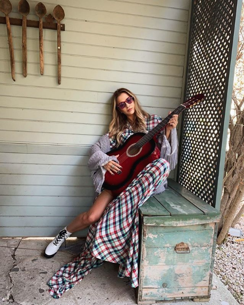 Ivana Sert'e sevgilisi Tarhan Telli'den jest! Yeni yaşını kutladı - Resim: 3