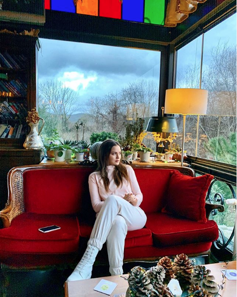 Fahriye Evcen hamilelik kilolarından kurtuldu yeni yıla fit görüntüsü damga vurdu - Resim: 3