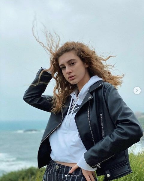 Acun Ilıcalı'yla adı anılan Itır Esen'in yeni sevgilisiyle olay fotoğraflar - Resim: 1