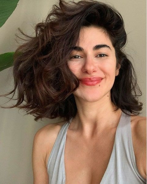 Yasak Elma yıldızı Nesrin Cavadzade ilk kez anlattı: Gözümün altına demir saplandı - Resim: 4