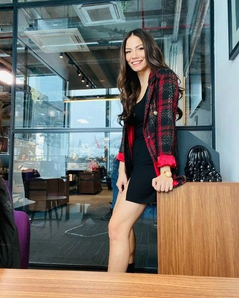 Demet Özdemir Oğuzhan Koç ilişkisi için yazılanlar doğru değil deyip anlattı - Resim: 3