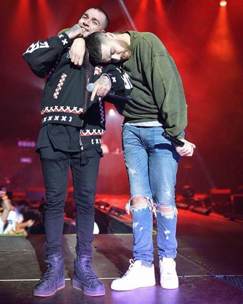 Ezhel müjdeyi annesiyle beraber duyurup asker selamı çaktı tezahüratlar yıktı - Resim: 3