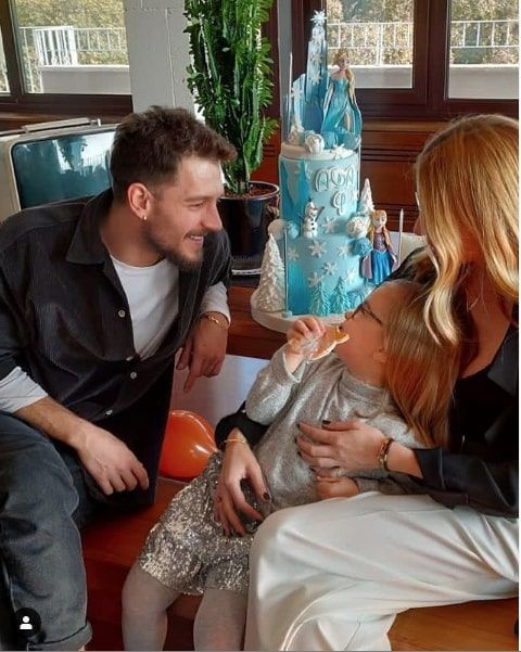 Sefirin Kızı'ndan ayrılan Uraz Kaygılaroğlu'nun Berrak Tüzünataç'la aşkı ifşa oldu - Resim: 4