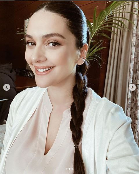 Bergüzar Korel'in bedduası olay oldu! 'Bedduanın en büyüğünü ediyorum' - Resim: 1