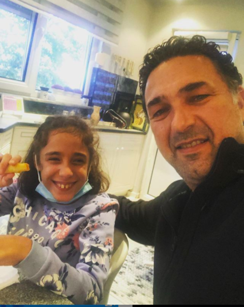 Ceyda Düvenci ilk eşi kimdir kızının babası Engin Akgün mesleği nedir? - Resim: 1