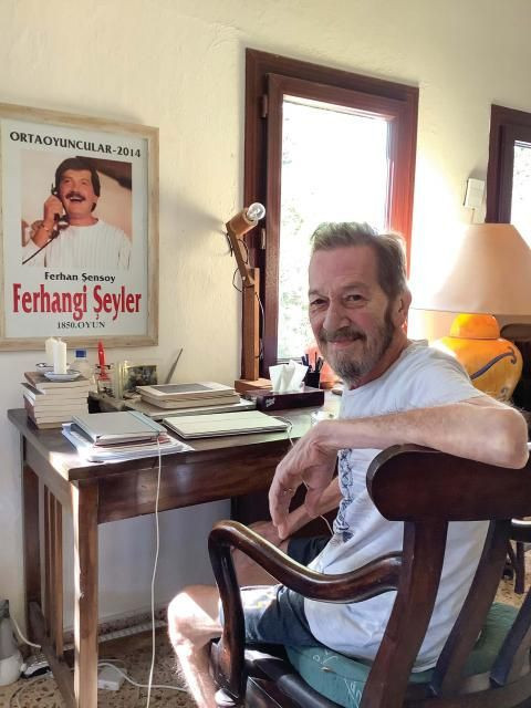 Usta sanatçı Ferhan Şensoy öldü! Ferhan Şensoy'un hastalığı neydi eşi ve çocukları - Resim: 2