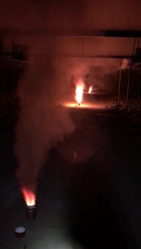 Genç çiftçiden zirai dona karşı ilginç önlem: Gazete ve sis bombası kullandı - Resim: 1