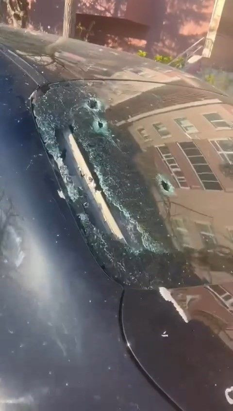 Kocaeli'nde işadamına seyir halinde iken silahlı saldırı! Lüks aracı delik deşik oldu - Resim: 2