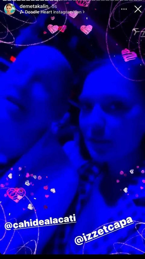 Demet Akalın önce Kenan Doğulu konserinde sonra Survivor yarışmacılarıyla eğlendi! - Resim: 4