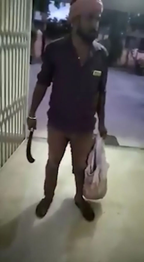 Karısının başını kesip poşet içinde karakola getirdi! - Resim: 1