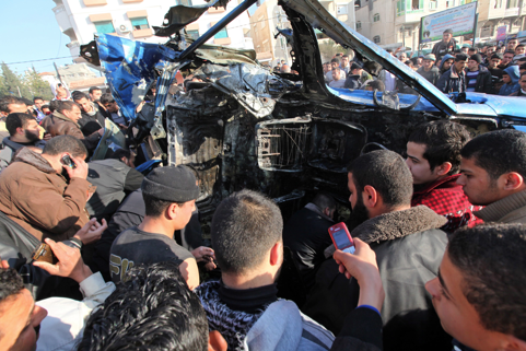 İsrail Gazze'ye ölüm yağdırıyor - Resim: 1