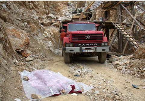 Azrail ölen insana nasıl görünür? - Resim: 1