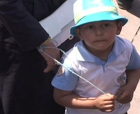 AK Parti mitinginde ilginç önlem - Resim: 2