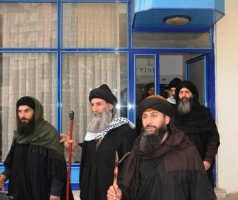 Aczmendiler sokaklara döküldü - Resim: 4