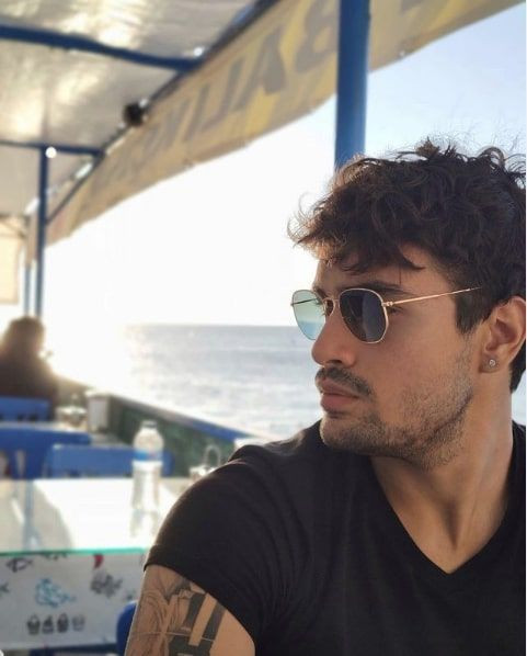 TV8 Survivor adasından elenen Yiğit Oruçoğlu demediğini bırakmadı - Resim: 4