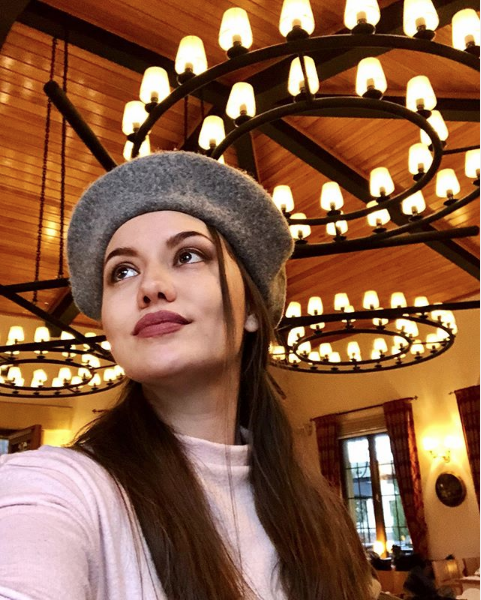 Fahriye Evcen hamilelik kilolarından kurtuldu yeni yıla fit görüntüsü damga vurdu - Resim: 2