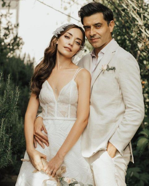 Cansel Elçin Zeynep Tuğçe Bayat ile evlendi Instagram'da böyle duyurdu - Resim: 4