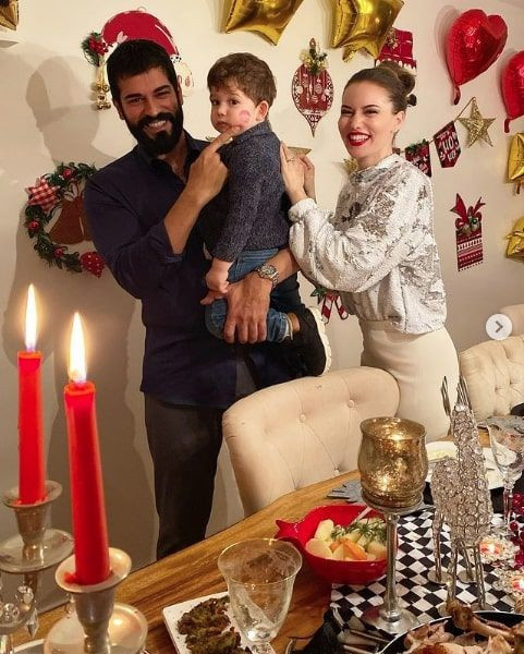 Sosyal medyada tartışma çıkardı Fahriye Evcen ve Burak Özçivit çifti ortalığı karıştırdı - Resim: 1