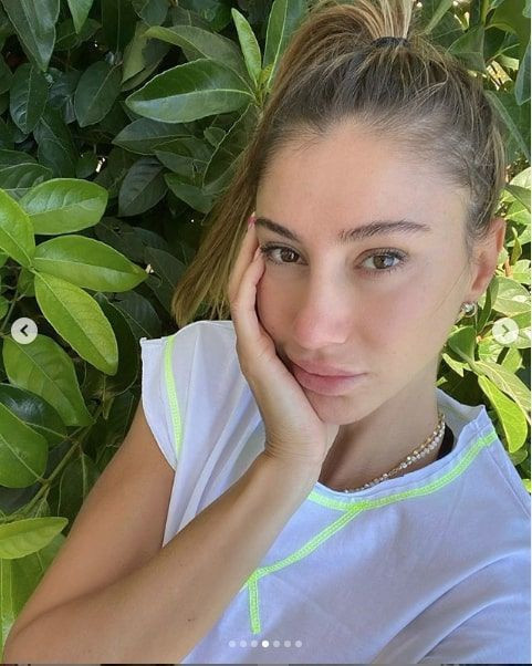 Şeyma Subaşı kapak fotoğraflarıyla 'Yok artık' dedirtti eleştiri yağdı - Resim: 4