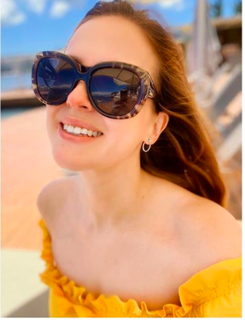 Simge Fıstıkoğlu kimdir yaşı kaç eşi Emir Tavukçuoğlu ve çocukları kimdir? - Resim: 0