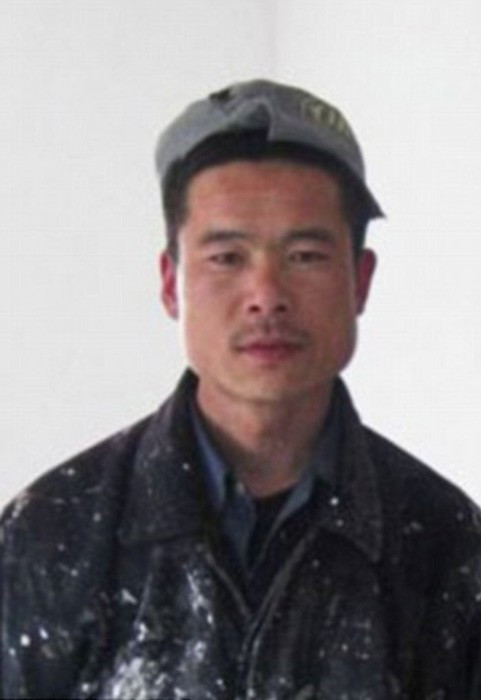 Hangisi Angelina? İkizini görünce çok şaşıracaksınız... - Resim: 2