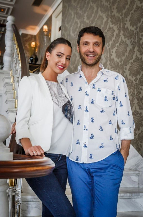 Sinan Özen'in eşi Burcu Kartal kimdir kaç yaşında? - Resim: 1