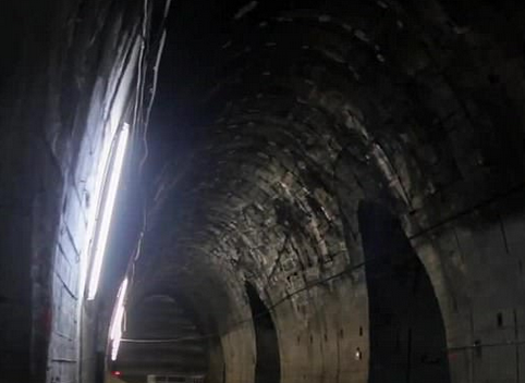 Hitler'in atom bombası  araştırmalarını yaptığı o tünel! - Resim: 3