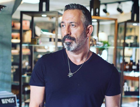 Cem Yılmaz'ın 1000 liralık biletleri İngiltere'de tükendi! - Resim: 4