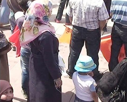 AK Parti mitinginde ilginç önlem - Resim: 1
