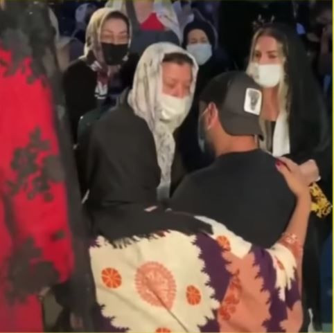 Alişan kardeşi Selçuk Tektaş için okuttuğu Mevlit'te Ezan okudu - Resim: 1