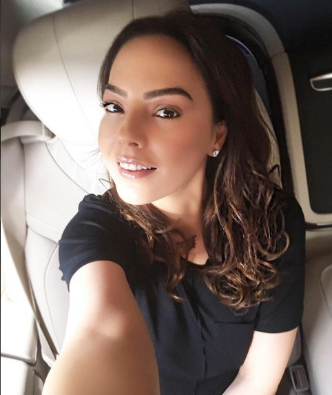 Kız kardeşi hakkında yıllar sonra ilk kez konuştu! - Resim: 2